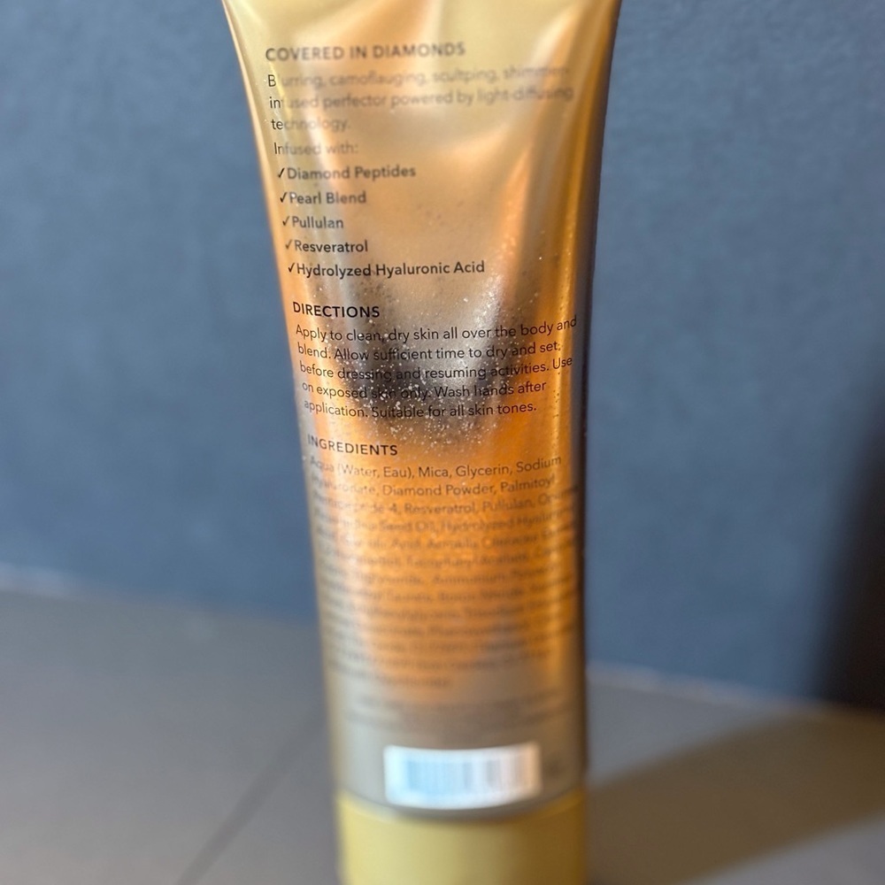 Diamond Glow Blur Perfector - Gold - Picture 2 of 2